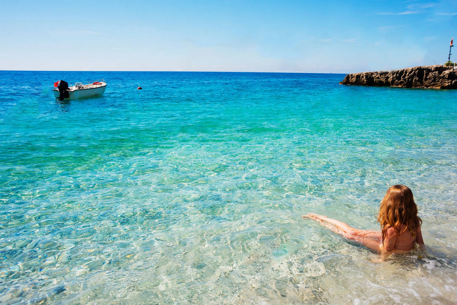 Куда поехать после туристического сезона?