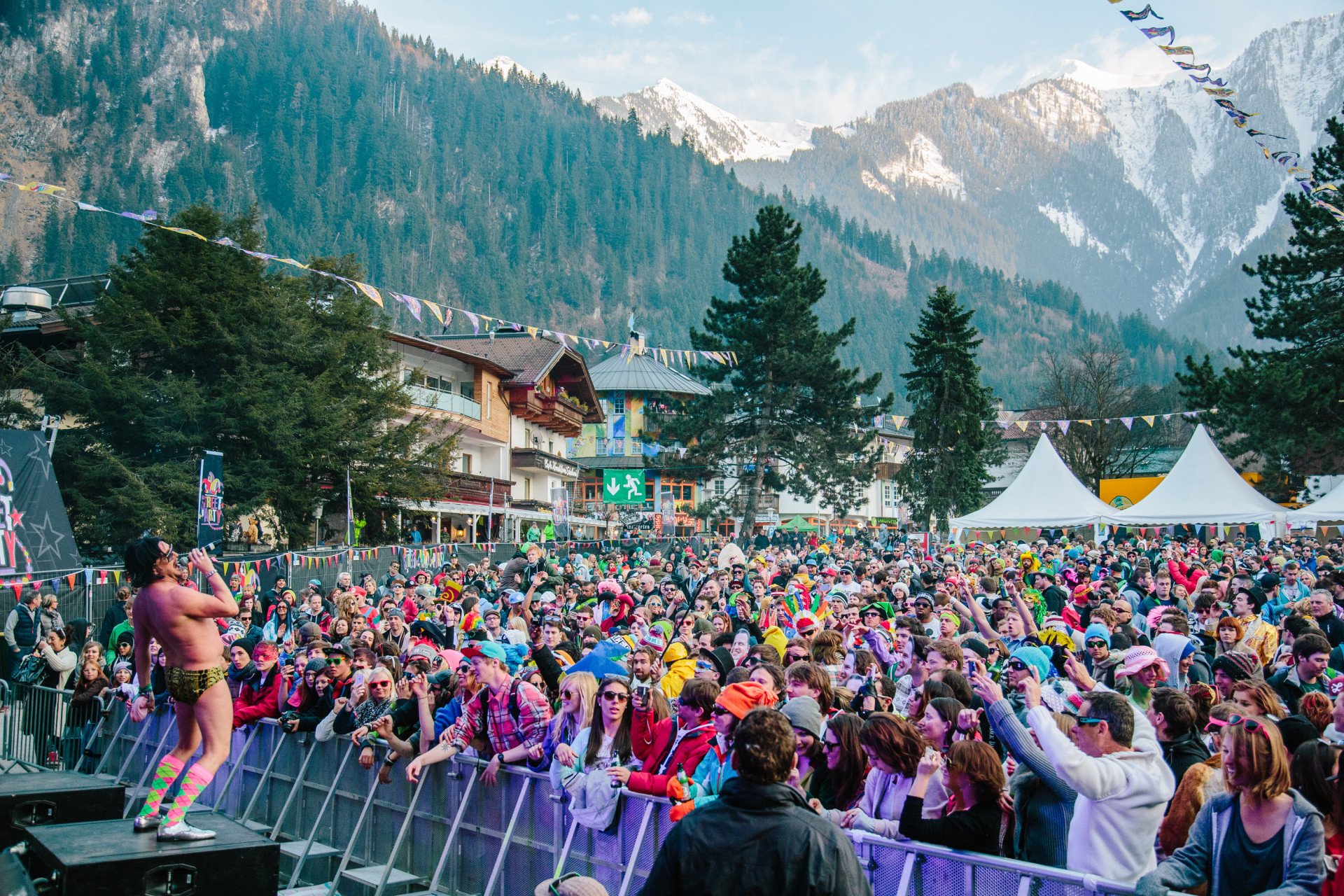 фестиваль Snowbombing