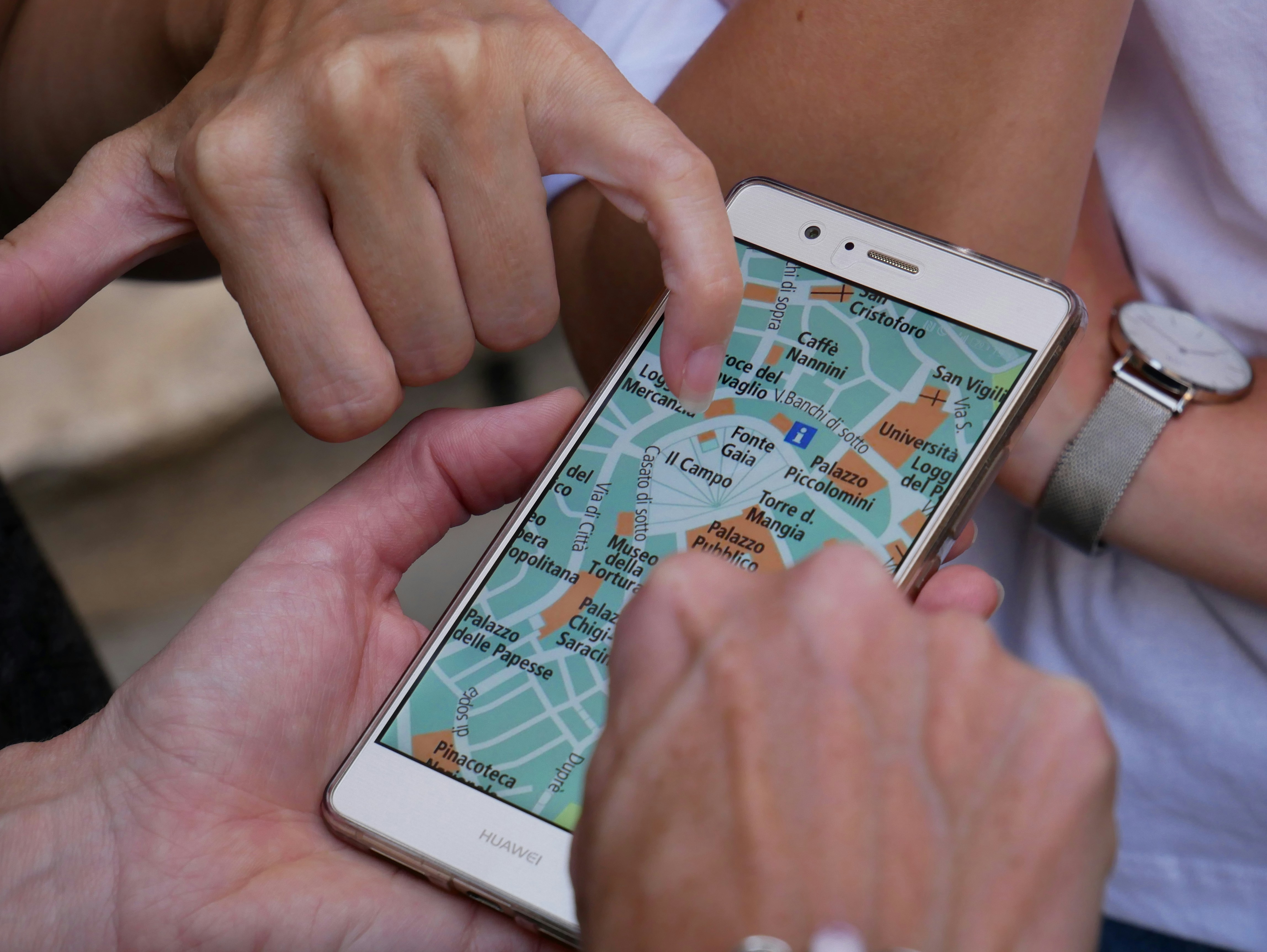 Как пользоваться навигацией за границей без интернета: Google Maps, Maps.me и автономные карты
